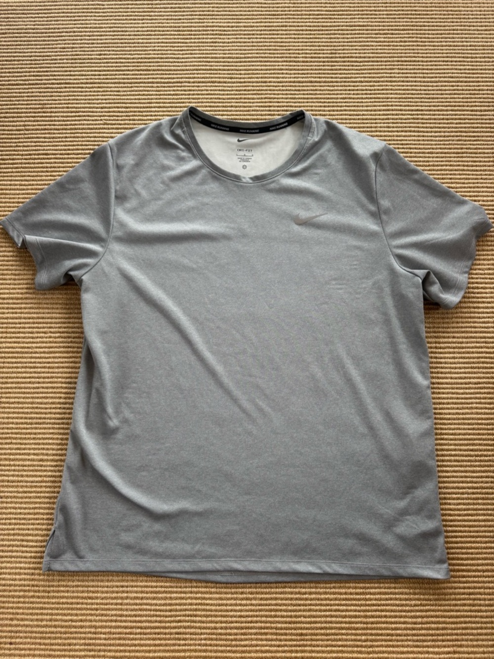 Nike Men’s Light Grey Dri-FIT Short Sleeve Crew Tee